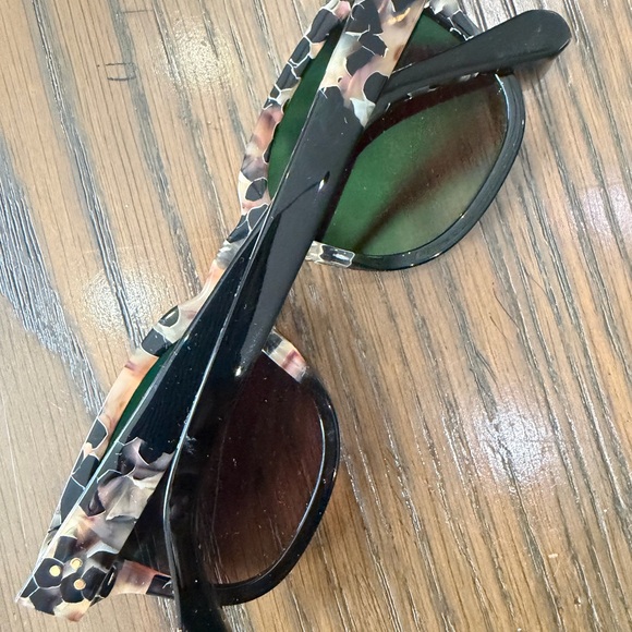 Krewe Sunglasses - Picture 4 of 7